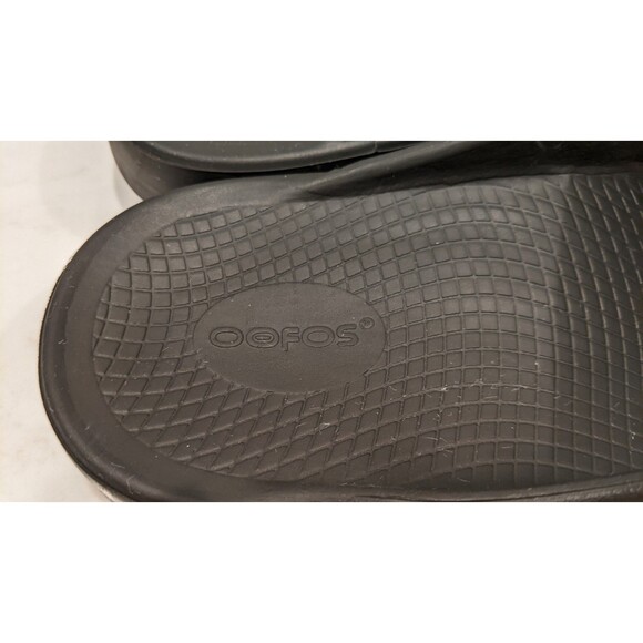 Oofos OOahh Men's Black Recovery Sandals Cushioned Slides Size 11 - Picture 12 of 14
